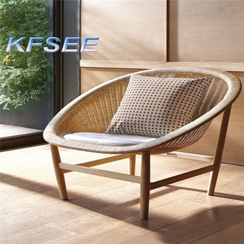 Садовое кресло для отдыха с мебелью из ротанга Kfsee со стороны бассейна 1