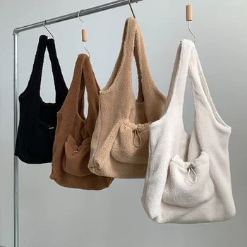 Лучшая цена Новые модные женские сумки на цепочке для подмышек, мягкие женские сумки через плечо из искусственной кожи, дизайнерская дамская сумочка, повседневные шикарные сумки для подмышек, сумки-тотализаторы ~ Багаж и сумки > Qrcart.ru 11
