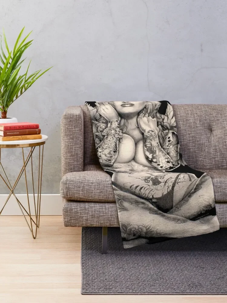 МЭРИЛИН: Винтажное одеяло с абстрактным татуированным ангелом, покрывало для кемпинга на зиму, Винтажное одеяло для декоративного дивана, красивые одеяла Изображение 1