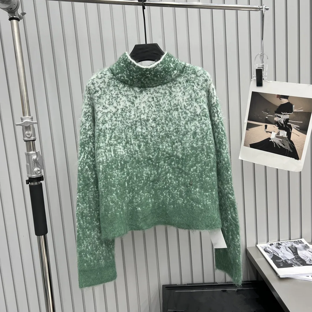 2023 Осень Новый женский жаккардовый вязаный свитер Градиентный модный топ Рождественский Зеленый пуловер со звездами высокого качества Изображение 1