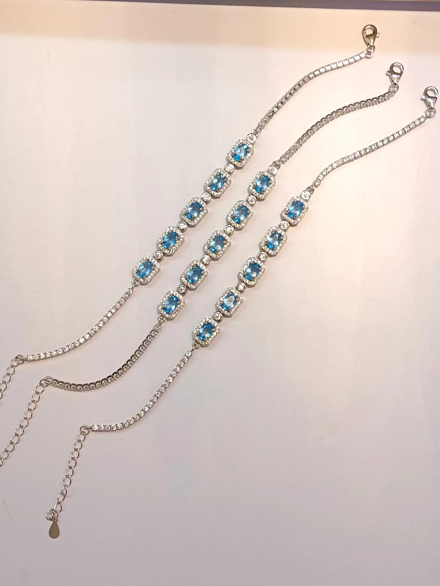 Серебряный браслет с инкрустацией топазом 925 пробы с пятью квадратными синими камнями и ювелирными изделиями высокого качества, модный подарок на день рождения, годовщину для женщин Изображение 2
